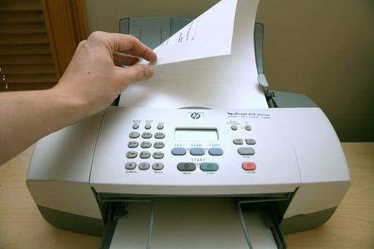 Máy_fax_và_những_thông_tin_cần_biết.jpg Máy_fax_và_những_thông_tin_cần_biết.jpg